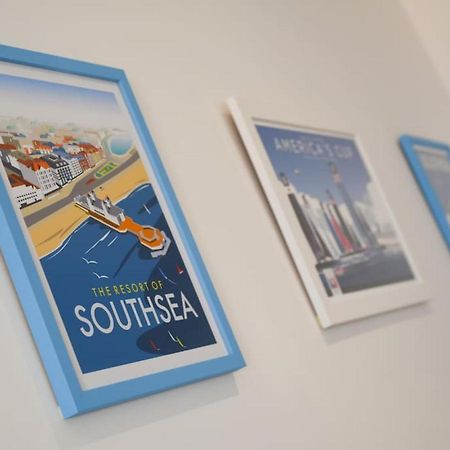 Air Maison - Stunning Beach Front Apartment Portsmouth Luaran gambar