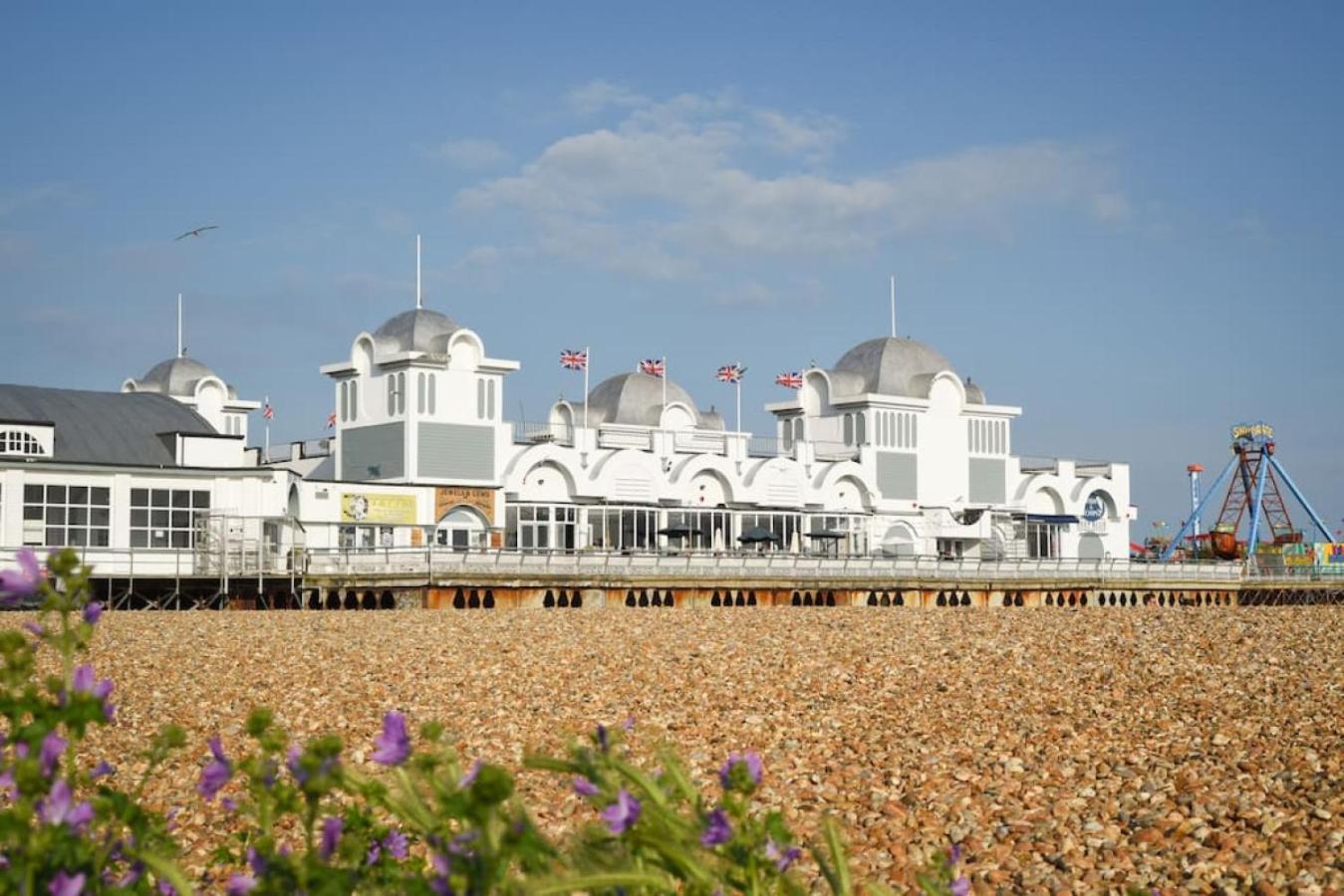 Air Maison - Stunning Beach Front Apartment Portsmouth Luaran gambar