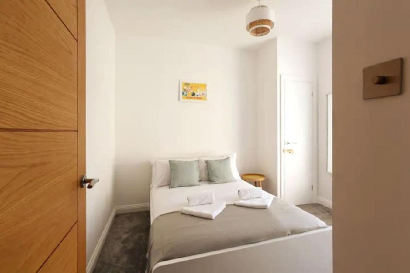 Air Maison - Stunning Beach Front Apartment Portsmouth Luaran gambar