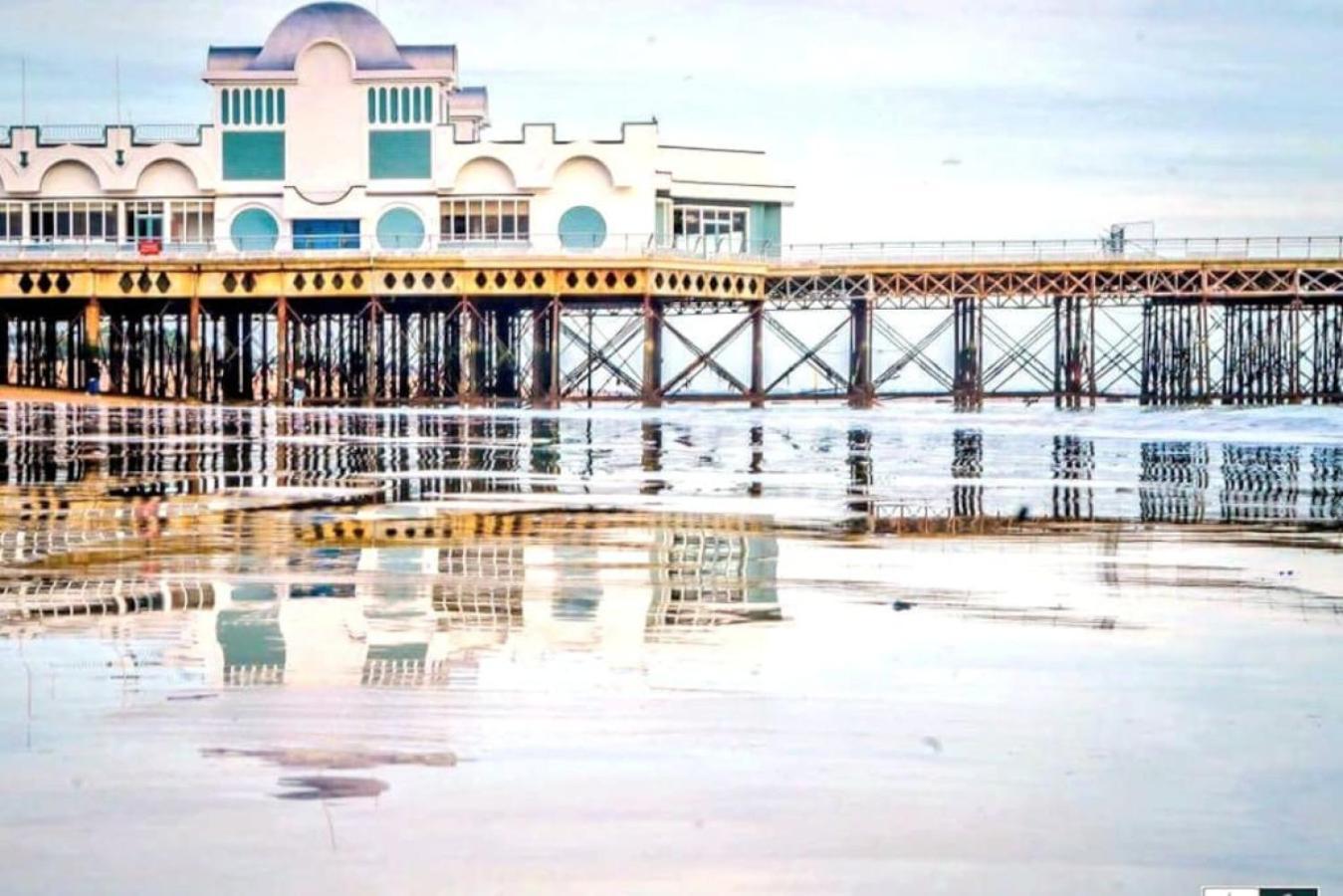 Air Maison - Stunning Beach Front Apartment Portsmouth Luaran gambar