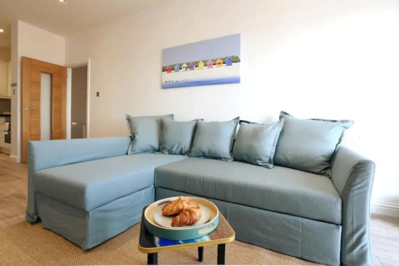 Air Maison - Stunning Beach Front Apartment Portsmouth Luaran gambar